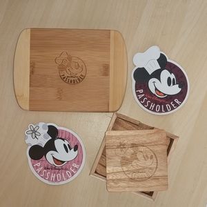 Chef Minnie and Chef Mickey set